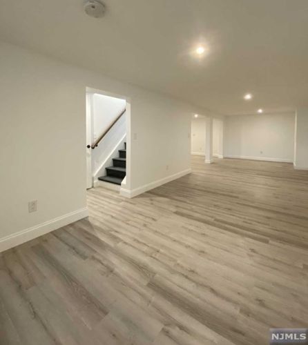 73 Merritt Ave, Cresskill NJ  07626-2419 exterior