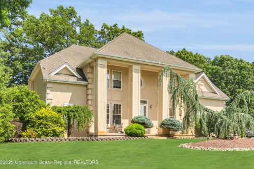 1 Greenwich Dr, Jackson Twp NJ  08527-4878 exterior