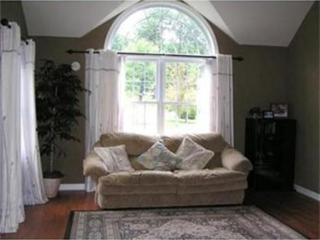 50 Burns Hill Dr, Dracut MA  01826-2752 exterior