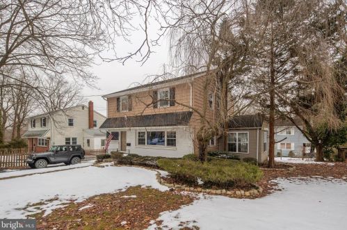 160 Laurel St, West Deptford NJ 08096-1835 exterior