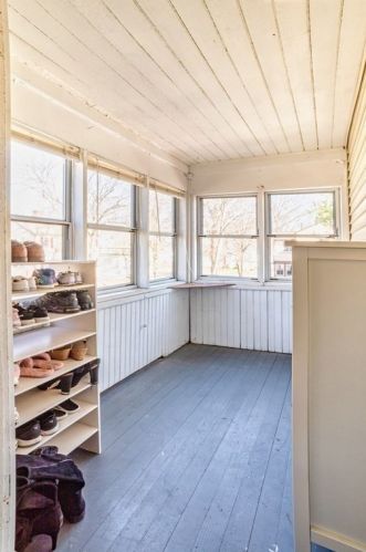 34 Lawn Ave, Quincy MA 02169-7336 exterior