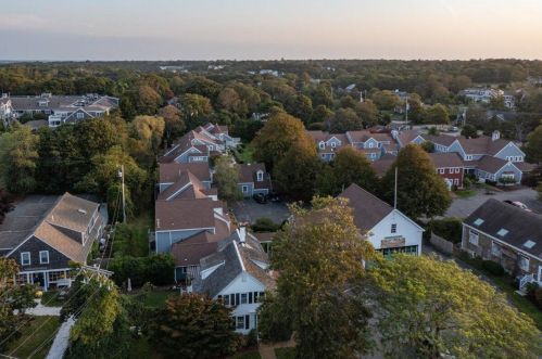6 Munson Meeting, Chatham MA exterior