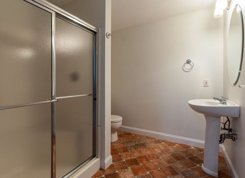 41 Wildwood Dr, Southborough MA 01772-1990 exterior