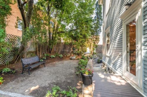 15 Chandler St, Arlington MA  02474-8516 exterior