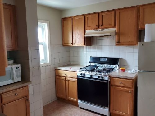 57 Beetle St, New Bedford MA 02746-1950 exterior