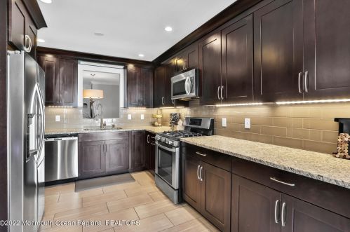 63 Tower Hl Dr, Tinton Falls NJ 07701-2473 exterior