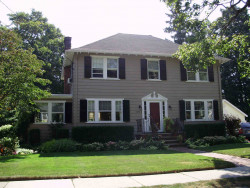 124 Randlett Park, Newton, MA 02465-1744