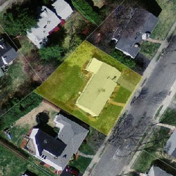 59 Selwyn Rd, Newton MA 02461-2125 aerial view