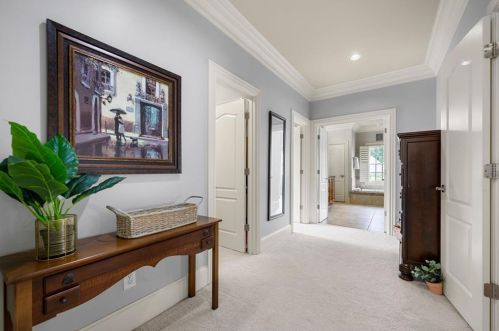 1789 Buckhead Vly Ln, Atlanta GA 30324-2795 exterior