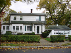 128 Woodward St, Newton, MA 02461-1313