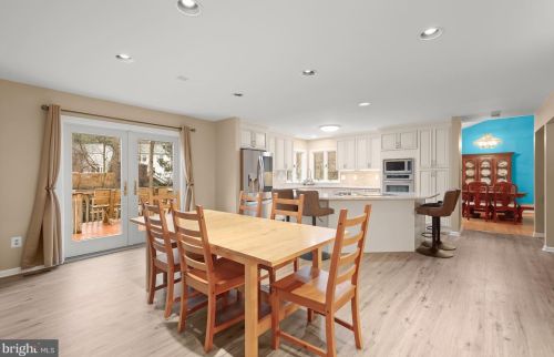 9757 Polished Stone, Columbia MD 21046-2802 exterior