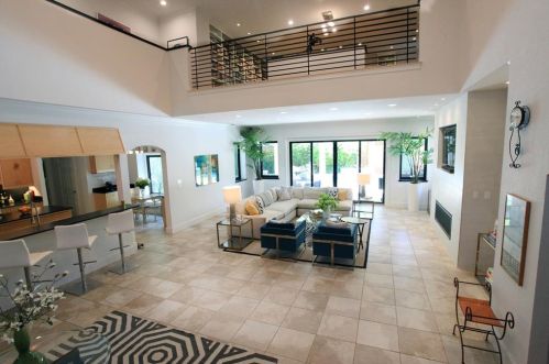 2455 Halloran St, Fort Worth TX 76107-6631 exterior