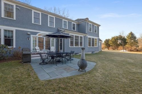 27 Maryknoll Dr, Hingham MA 02043-3477 exterior