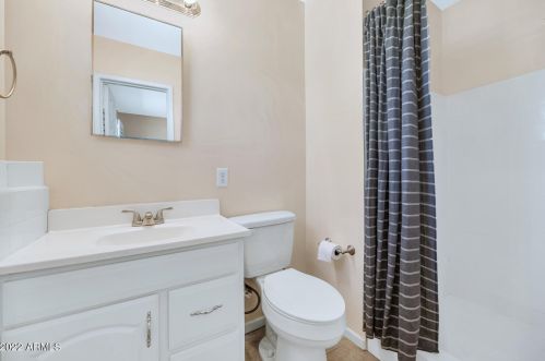 808 Cinnabar Ave, Phoenix AZ 85020-1736 exterior