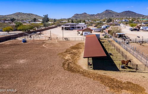 35205 3rd Ave, Phoenix AZ 85027-5908 exterior