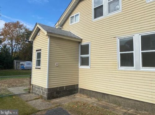 406 Dupont Ave, West Deptford NJ 08066-1169 exterior