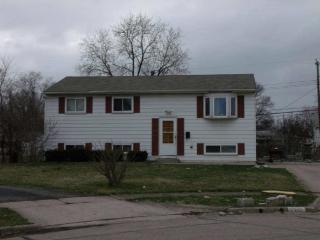 2525 Brownfield Rd, Columbus OH  43232-4613 exterior