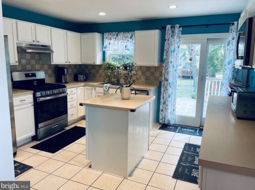 512 Pennsylvania Ave, West Deptford NJ 08063-1224 exterior