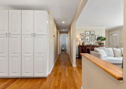 277 Haverhill St, North Reading MA 01864-1452 exterior