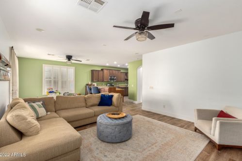 2320 Bowker St, Phoenix AZ 85040-3481 exterior