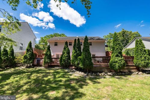 738 Chestnut Ave, West Deptford NJ 08097-1606 exterior