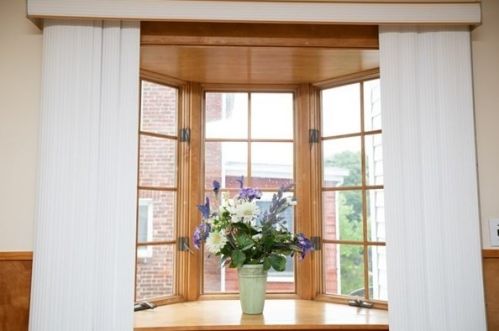 27 Prescott Ave, Chelsea MA 02150-2113 exterior