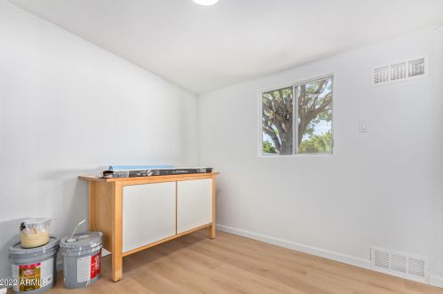 11826 38th Pl, Phoenix AZ  85028-1448 exterior