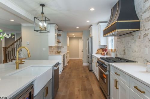 131 Combs Hollow Rd, Dover NJ  07869-3504 exterior