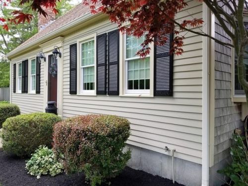 11 Linda Ln, Plymouth, MA 02360-6208