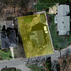 69 Rockland Pl, Newton MA  02464-1214 aerial view
