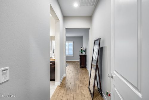 22421 30 St, Phoenix AZ 85050-4405 exterior