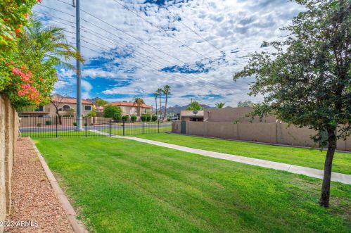 1173 Beryl Ave, Phoenix AZ 85021-2480 exterior