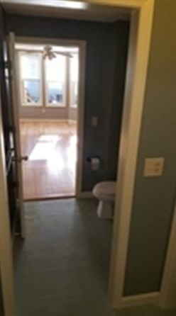 133 Rdg St, Fall River MA 02721-1801 exterior