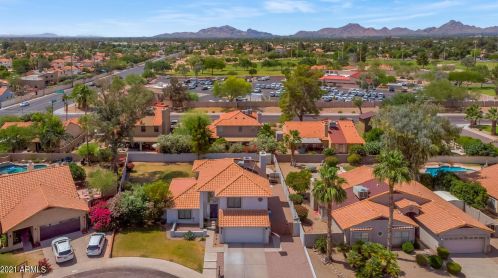 5537 Beverly Ln, Scottsdale, AZ 85254-1167