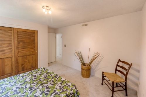 11 Forest Hill Dr, Worcester MA 01609-1013 exterior