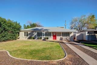 3934 Mulberry Dr, Phoenix, AZ 85019-4124