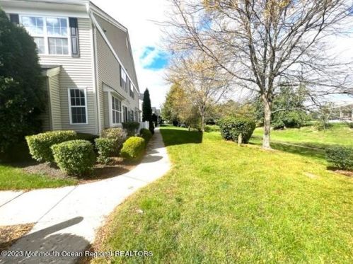 146 Brookfield Dr, Jackson Twp NJ  08527-3857 exterior