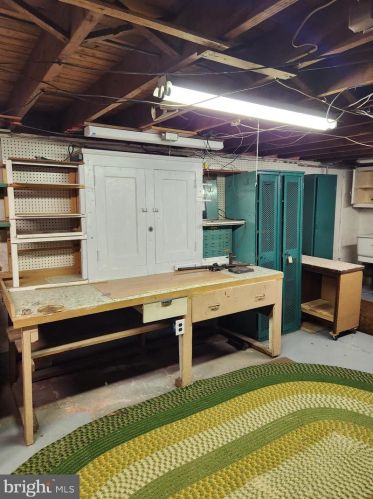 325 Billings Ave, West Deptford NJ 08066-1157 exterior