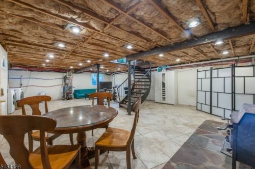 440 Stonetown Rd, Skyline Lakes NJ  07456-1200 exterior