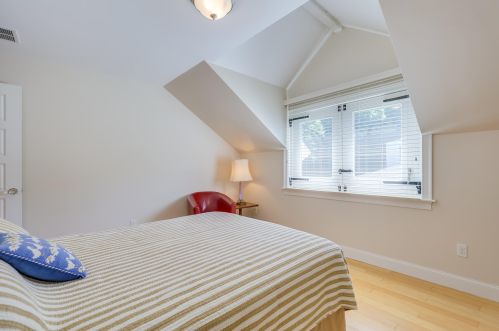 40 Main St, Falmouth MA 02540-3129 exterior