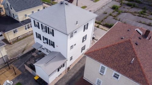 199 Mason St, Fall River MA 02723-2438 exterior