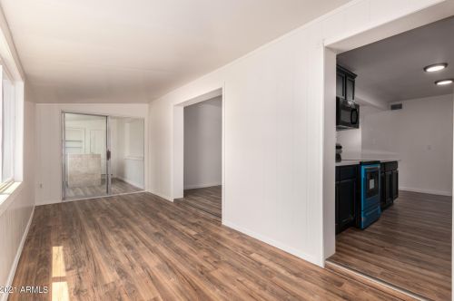 4739 39th Dr, Phoenix AZ  85019-2905 exterior