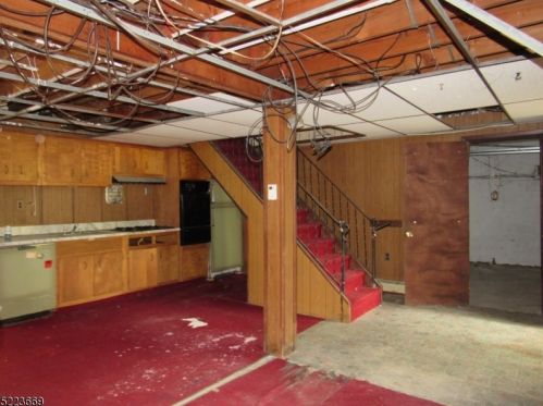 42 Smt Dr, Wantage NJ 07461-1239 exterior