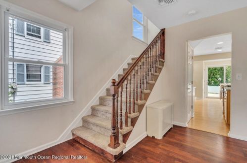 39 Brown Pl, Tinton Falls NJ  07701-2206 exterior