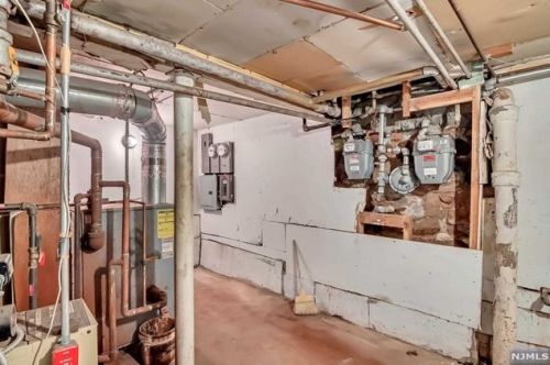 410 Davis Ave, Kearny NJ 07032-3510 exterior