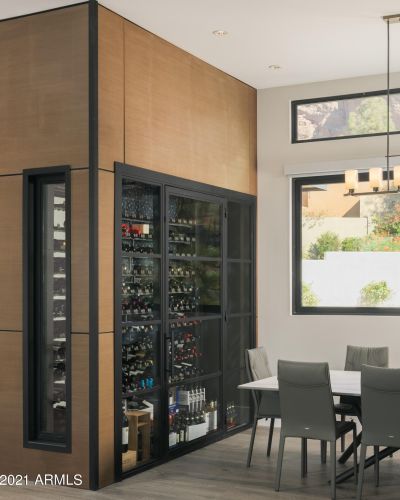 5833 46th Pl, Phoenix AZ  85018-1235 exterior