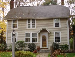 26 Webster Ct, Newton, MA 02459-1755