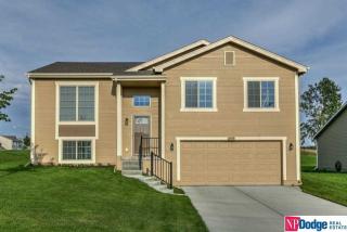 11739 210th St, Gretna, NE 68028-3746