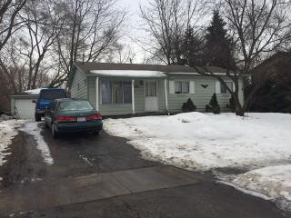 232 Ashbury Ave, Lemont, IL 60440-2428