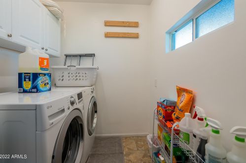 7708 17th Dr, Phoenix AZ  85021-7016 exterior